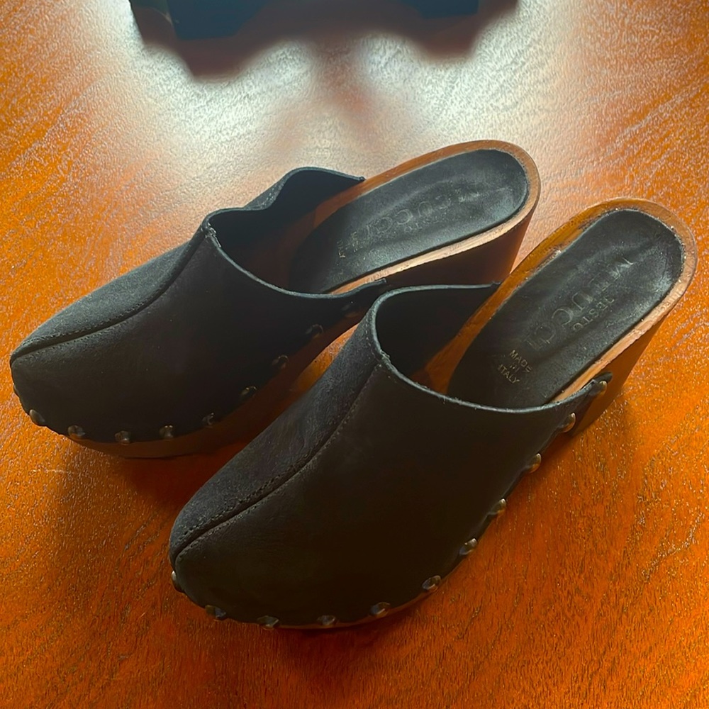 Sesto Meucci Black & Brown Clogs/Mules